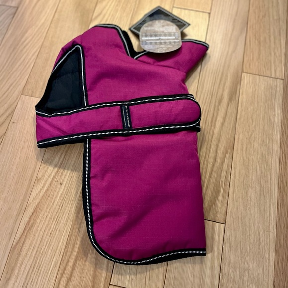 NWT PetRageous Designs Juneau Insulated Dog Coat Jacket - Magenta - Size Medium - Picture 3 of 11